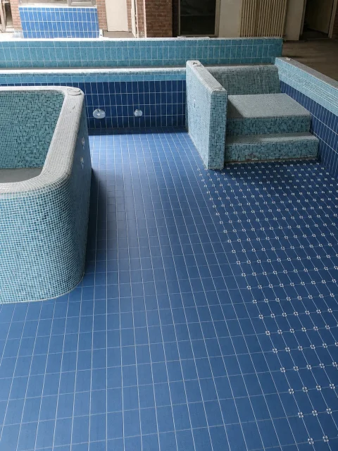 Крупный крытый многоуровневый SPA-комплекс — ракурс 8